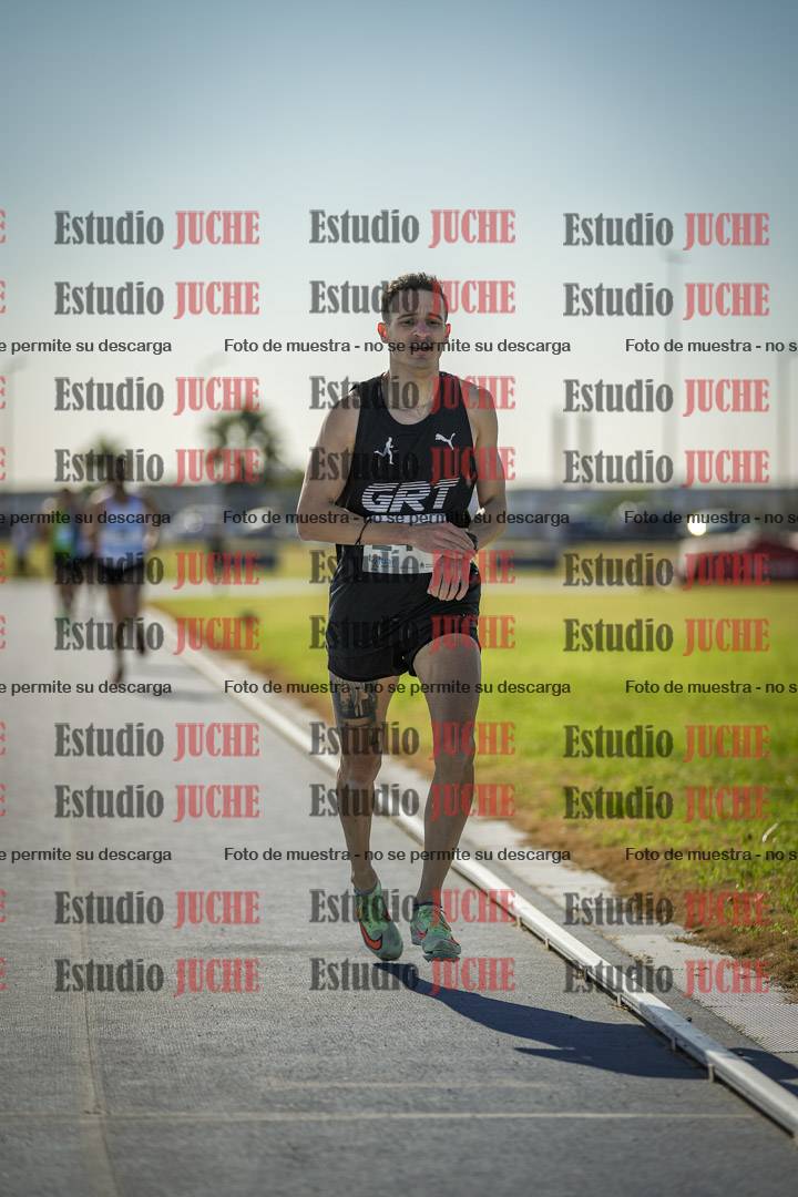 Fotos de los 1000 m llanos de varones