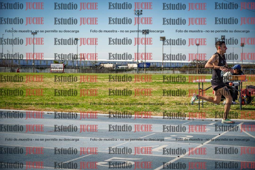 Fotos de los 1000 m llanos de varones