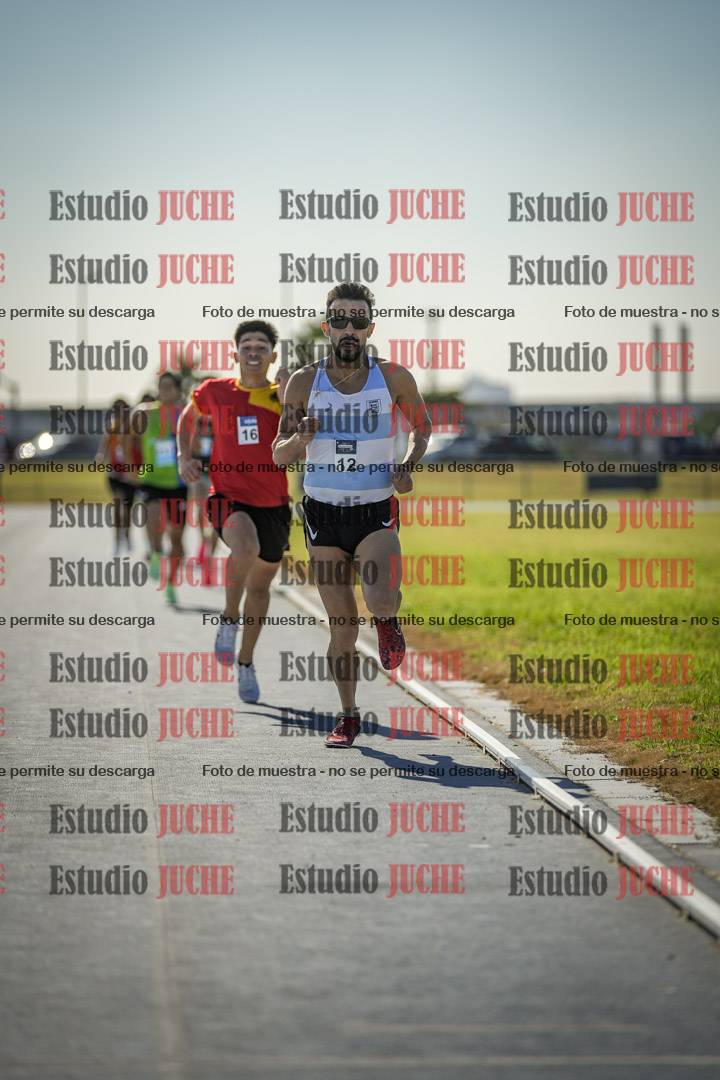 Fotos de los 1000 m llanos de varones