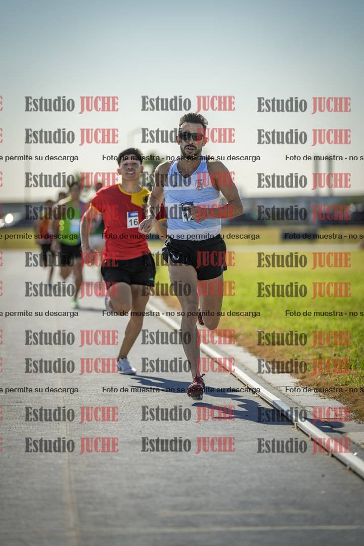 Fotos de los 1000 m llanos de varones