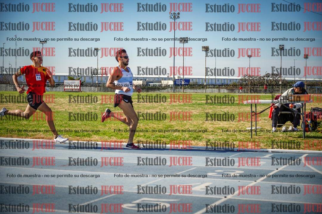 Fotos de los 1000 m llanos de varones