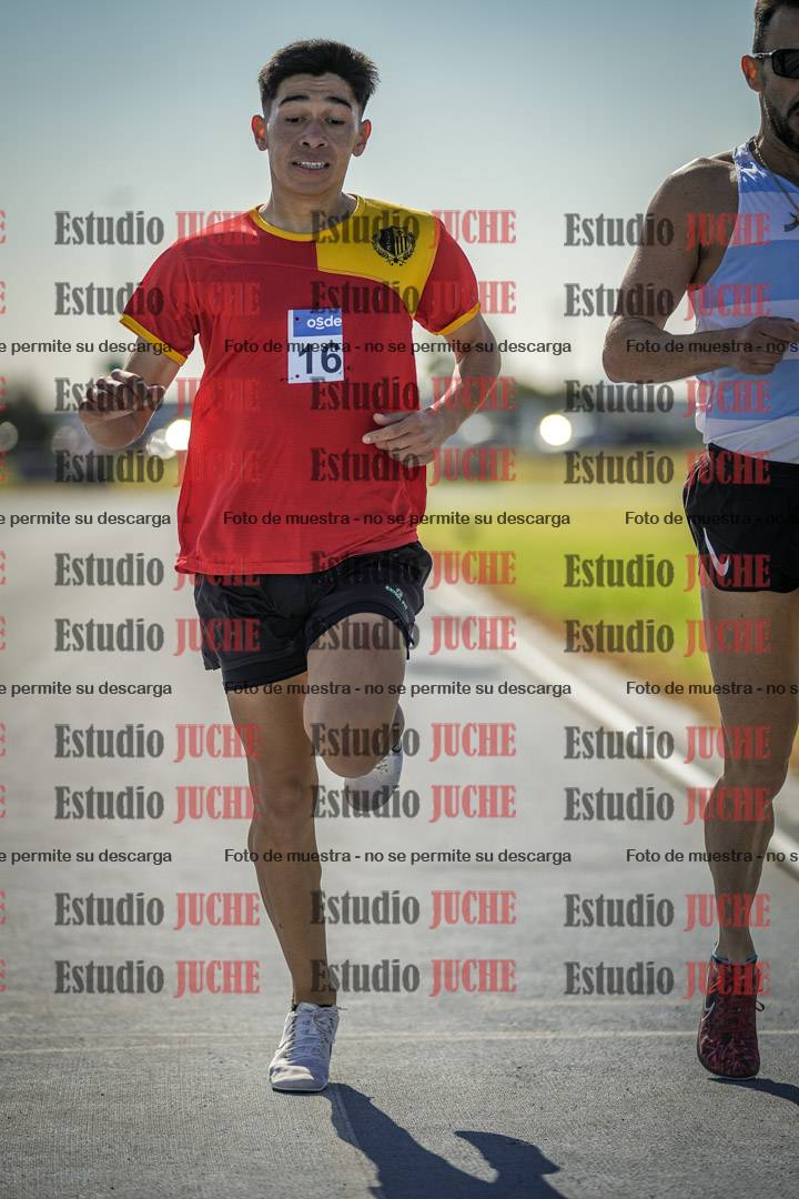 Fotos de los 1000 m llanos de varones
