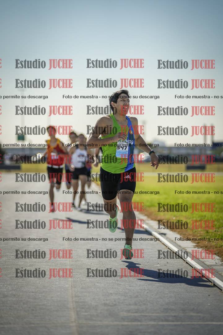 Fotos de los 1000 m llanos de varones