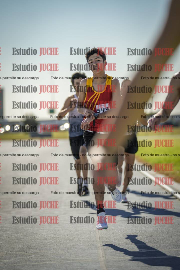 Fotos de los 1000 m llanos de varones