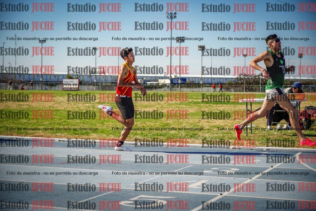 Fotos de los 1000 m llanos de varones