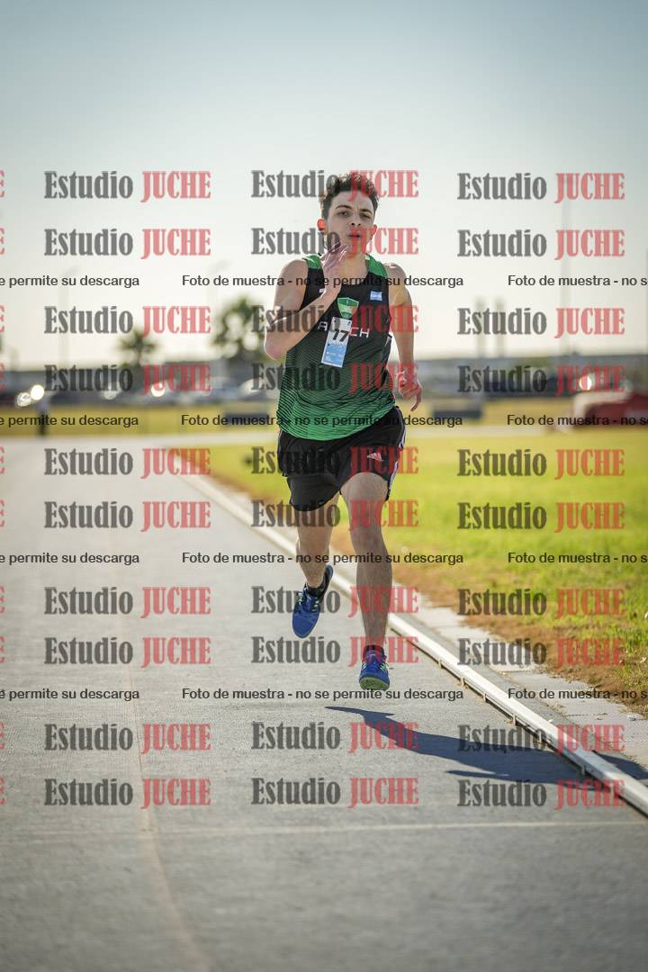 Fotos de los 1000 m llanos de varones