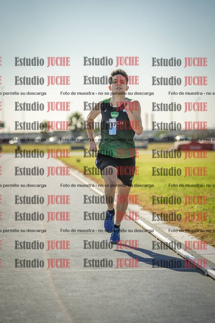 Fotos de los 1000 m llanos de varones