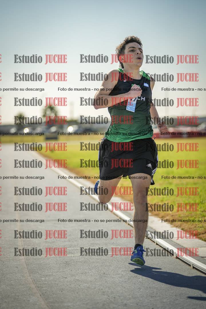 Fotos de los 1000 m llanos de varones