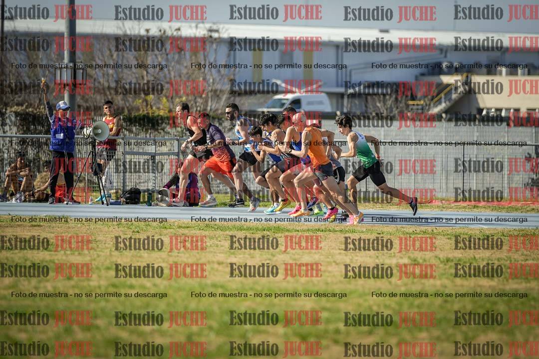 Fotos de los 1000 m llanos de varones