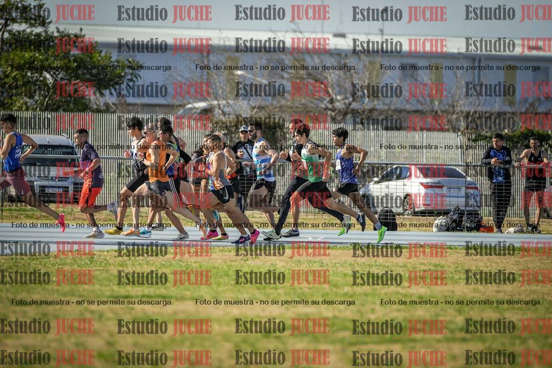 Fotos de los 1000 m llanos de varones