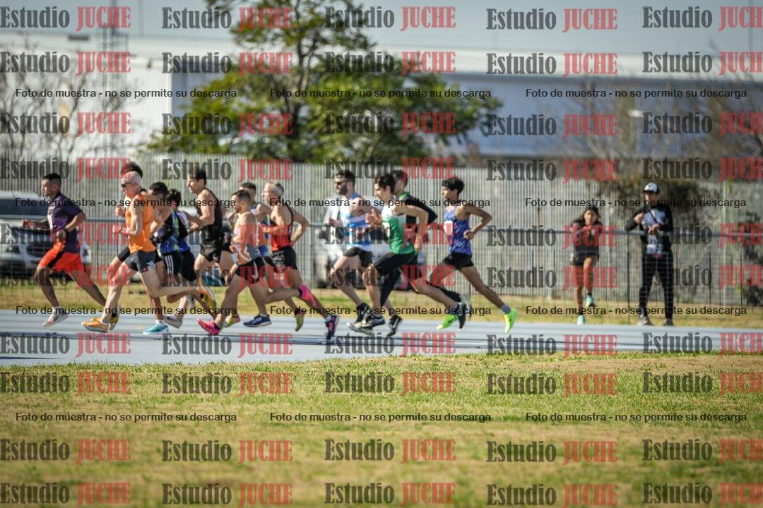 Fotos de los 1000 m llanos de varones