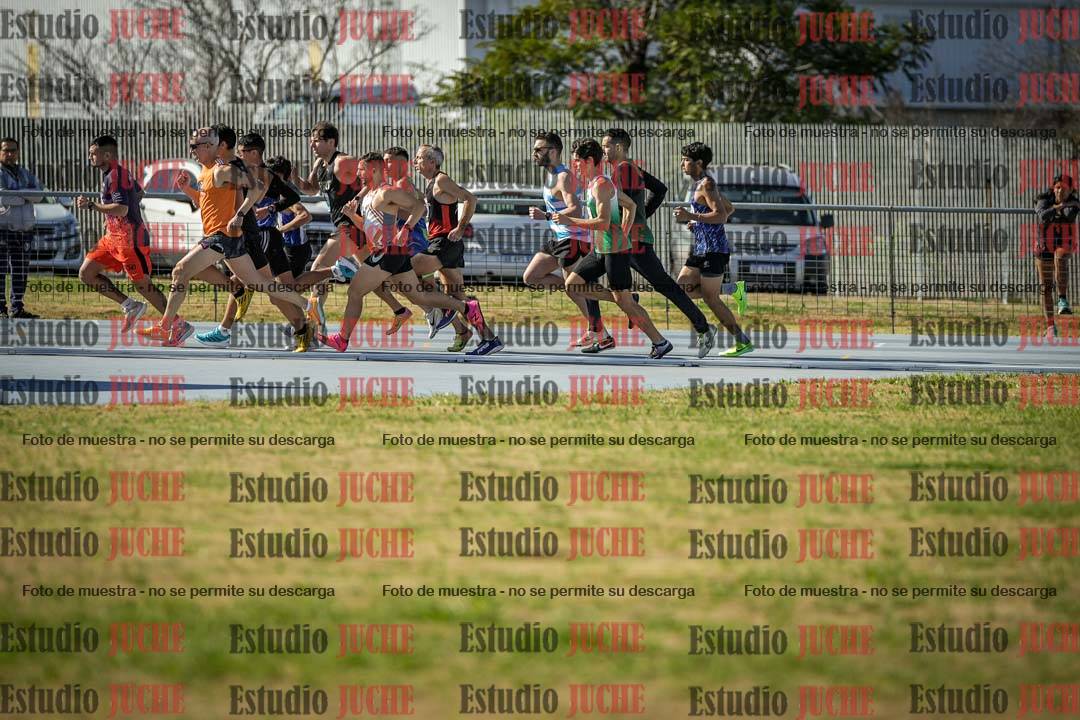 Fotos de los 1000 m llanos de varones