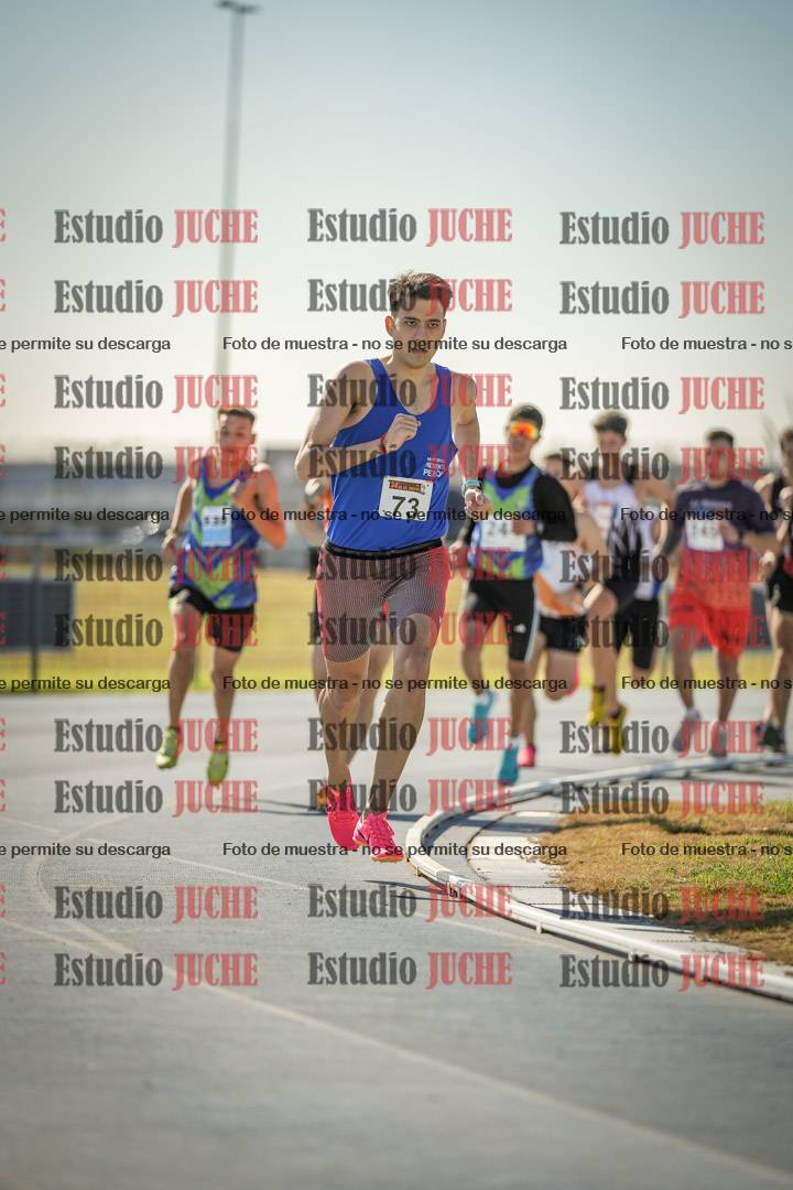 Fotos de los 1000 m llanos de varones