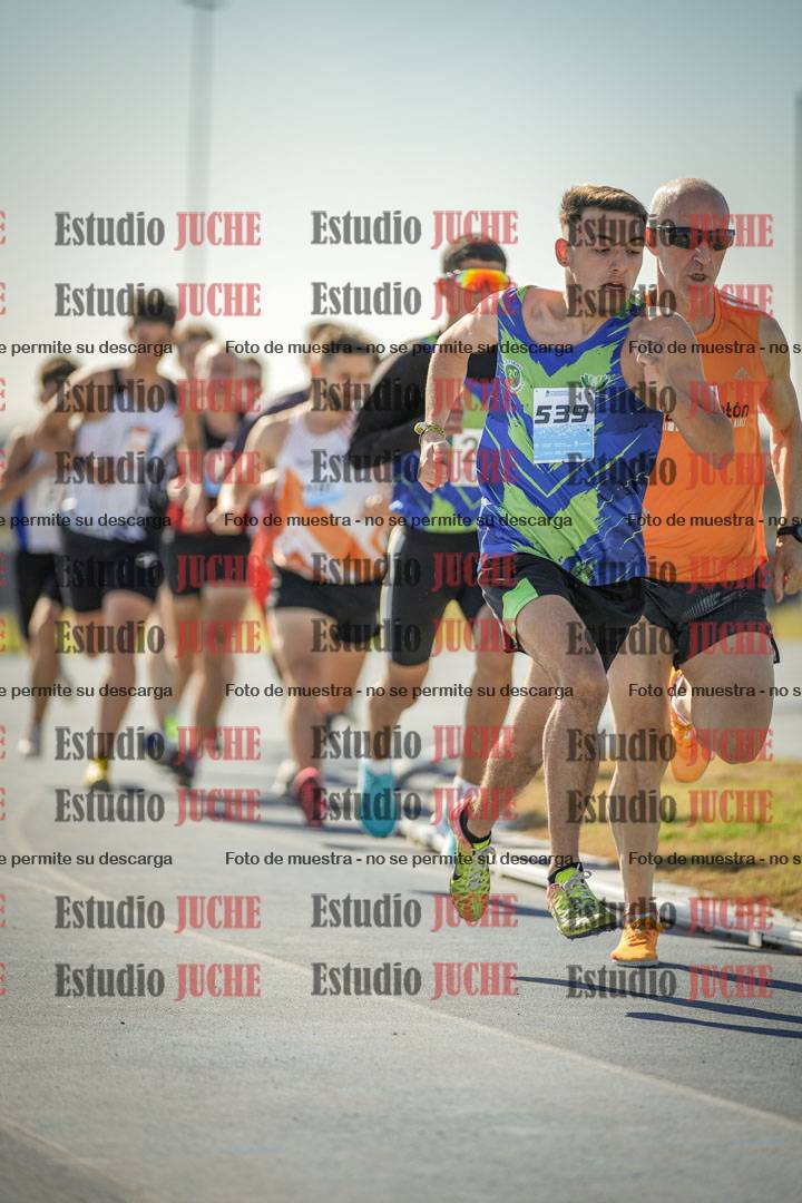 Fotos de los 1000 m llanos de varones