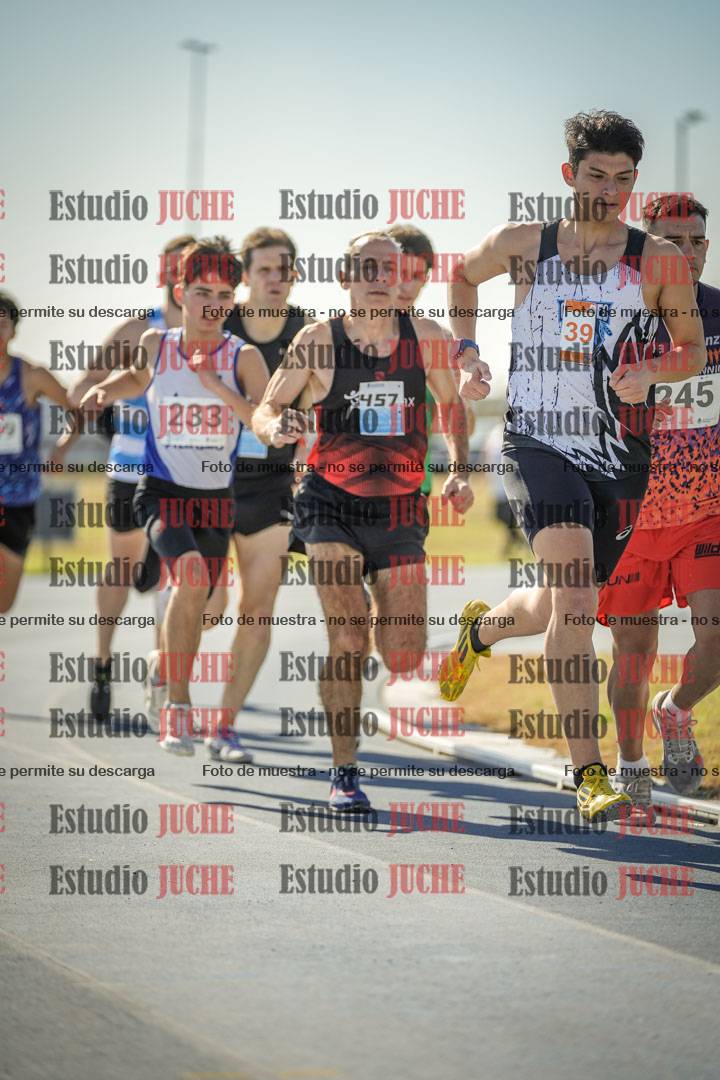 Fotos de los 1000 m llanos de varones