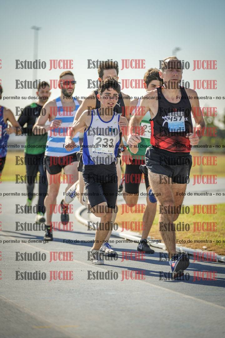 Fotos de los 1000 m llanos de varones