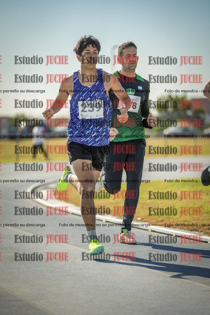 Fotos de los 1000 m llanos de varones