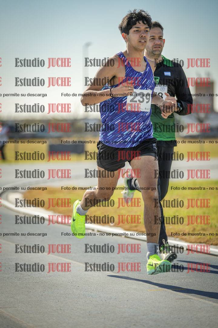 Fotos de los 1000 m llanos de varones
