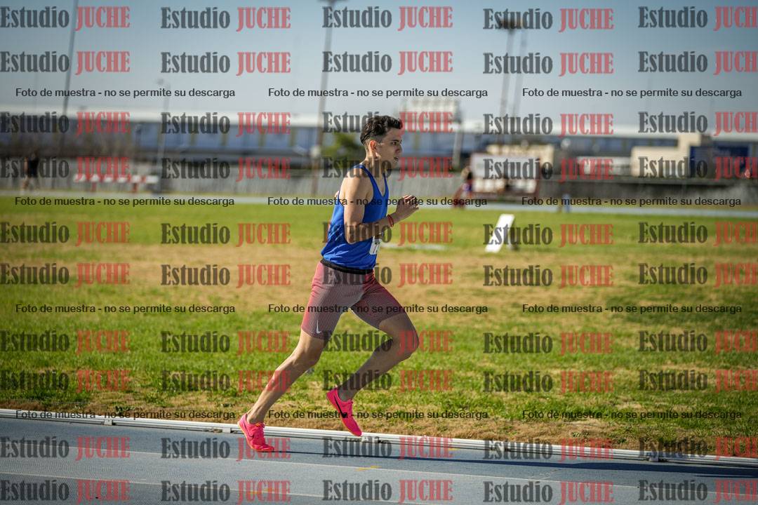 Fotos de los 1000 m llanos de varones