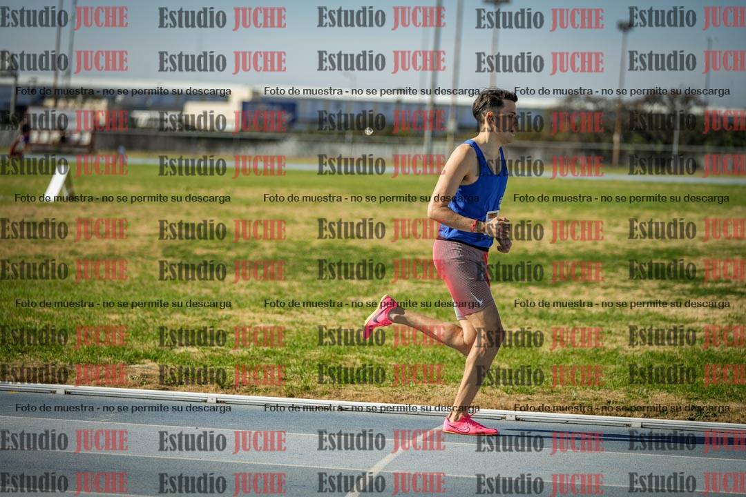 Fotos de los 1000 m llanos de varones