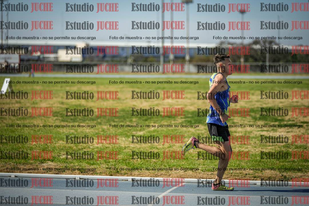 Fotos de los 1000 m llanos de varones