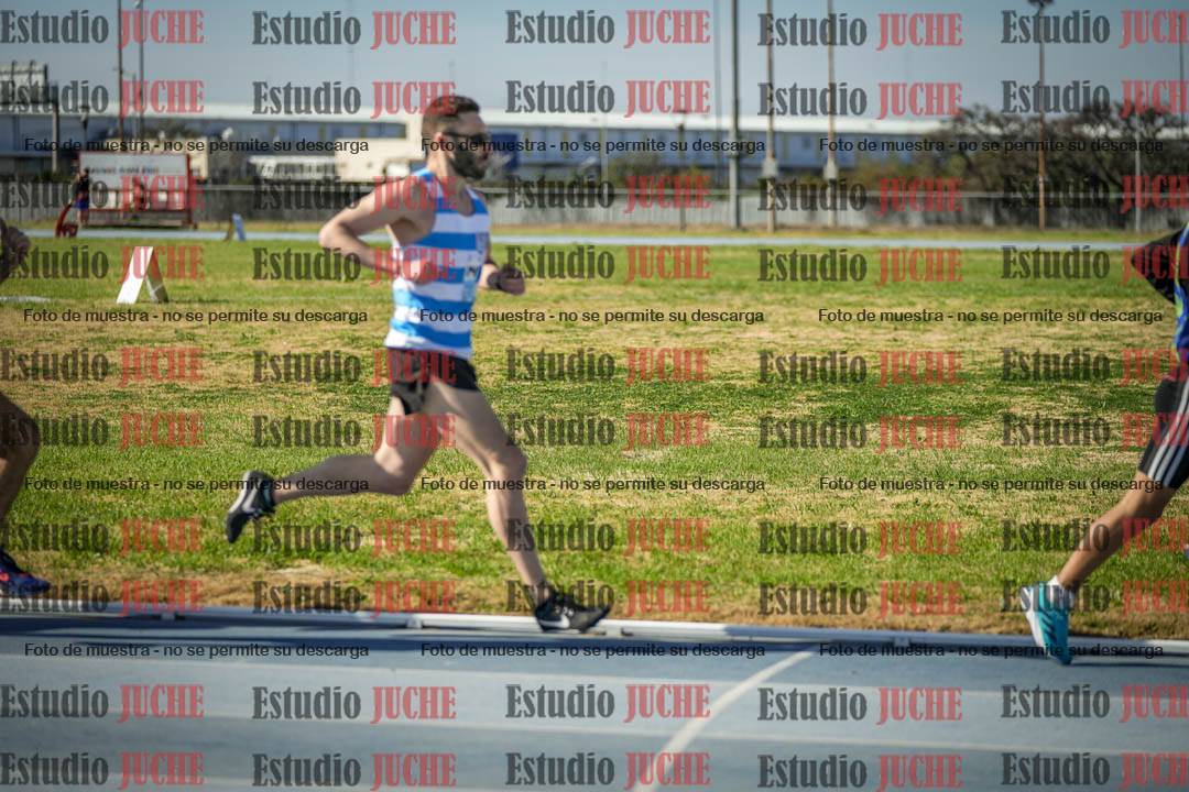 Fotos de los 1000 m llanos de varones