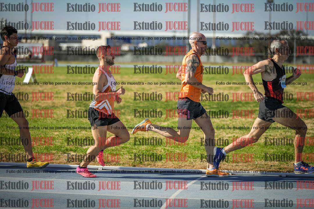 Fotos de los 1000 m llanos de varones