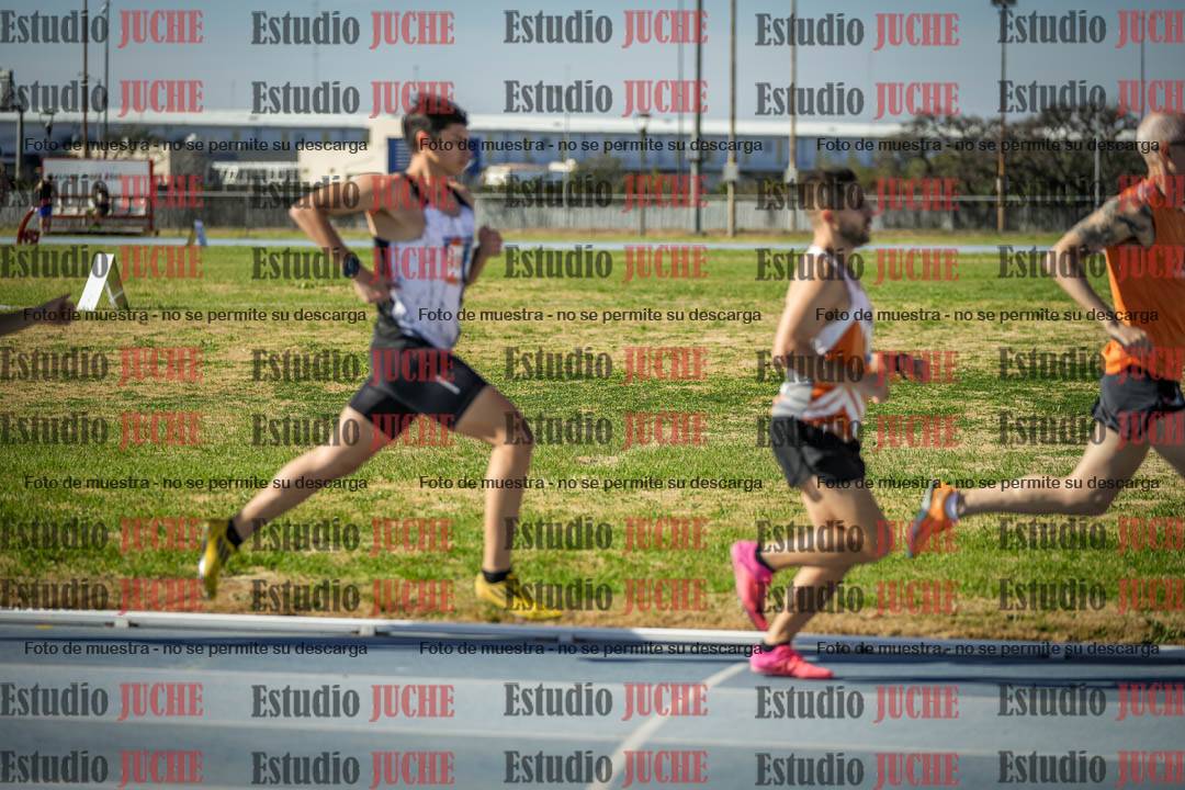 Fotos de los 1000 m llanos de varones