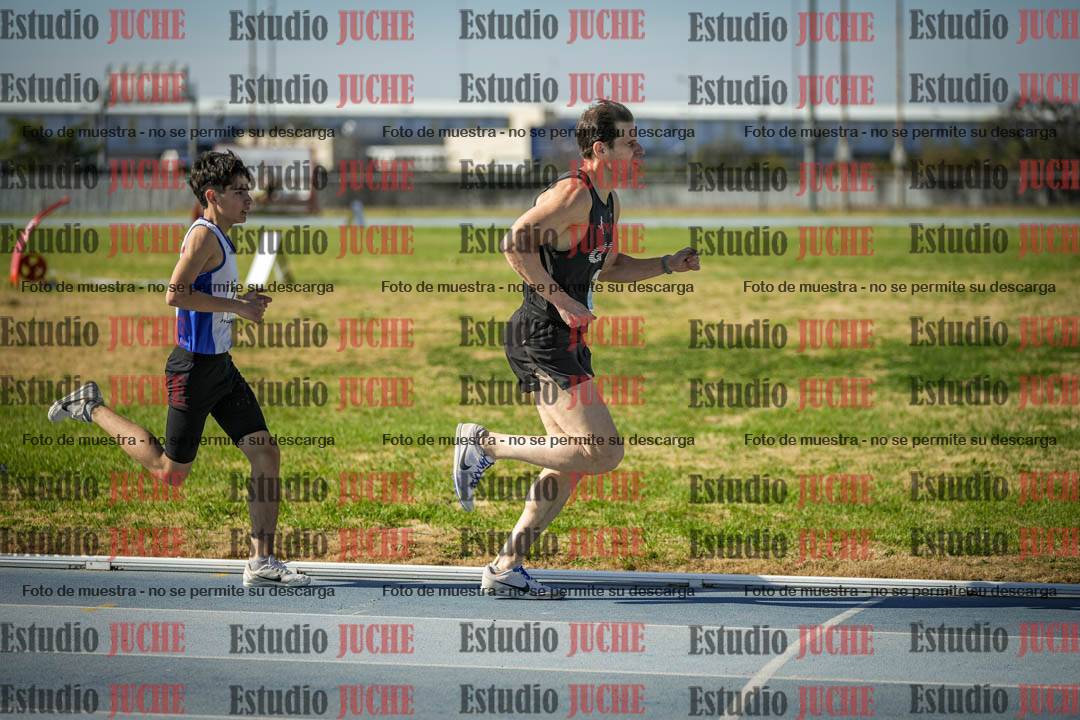Fotos de los 1000 m llanos de varones