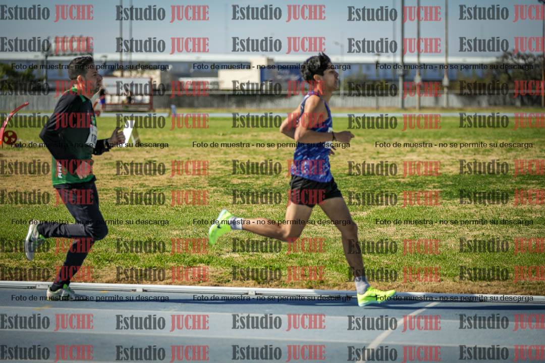 Fotos de los 1000 m llanos de varones