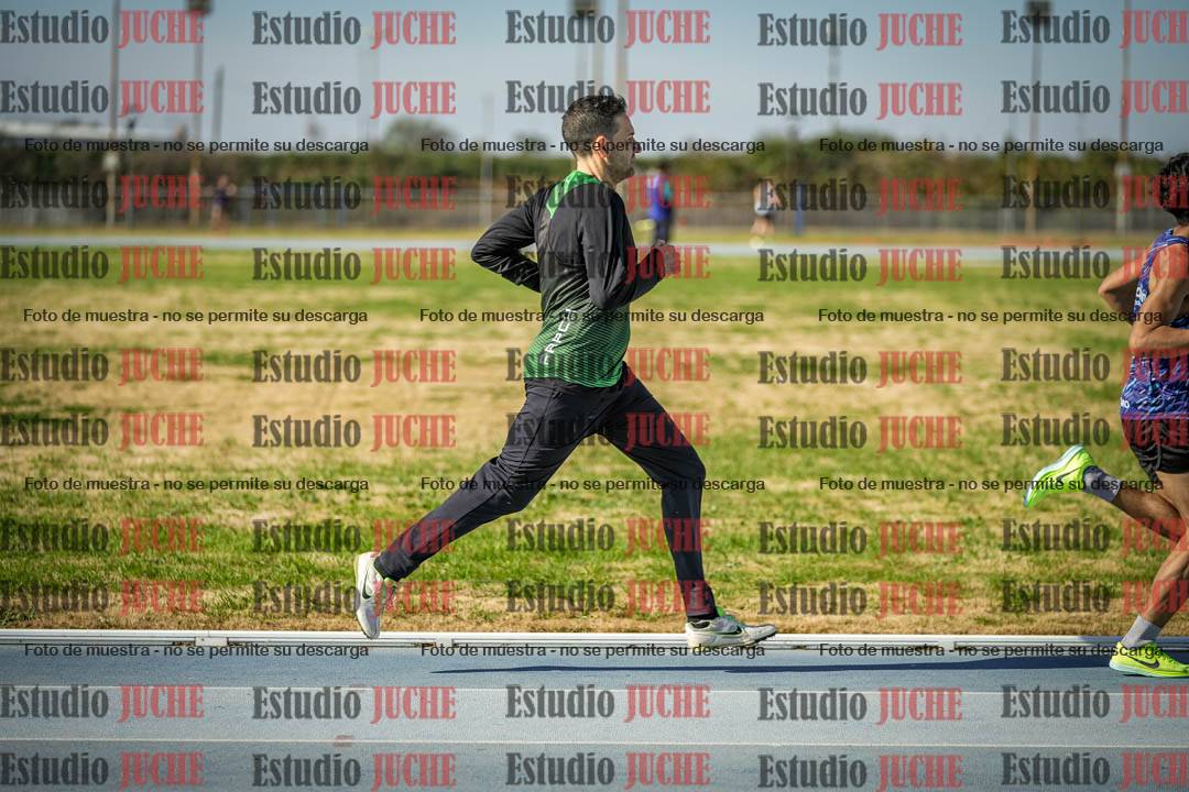 Fotos de los 1000 m llanos de varones