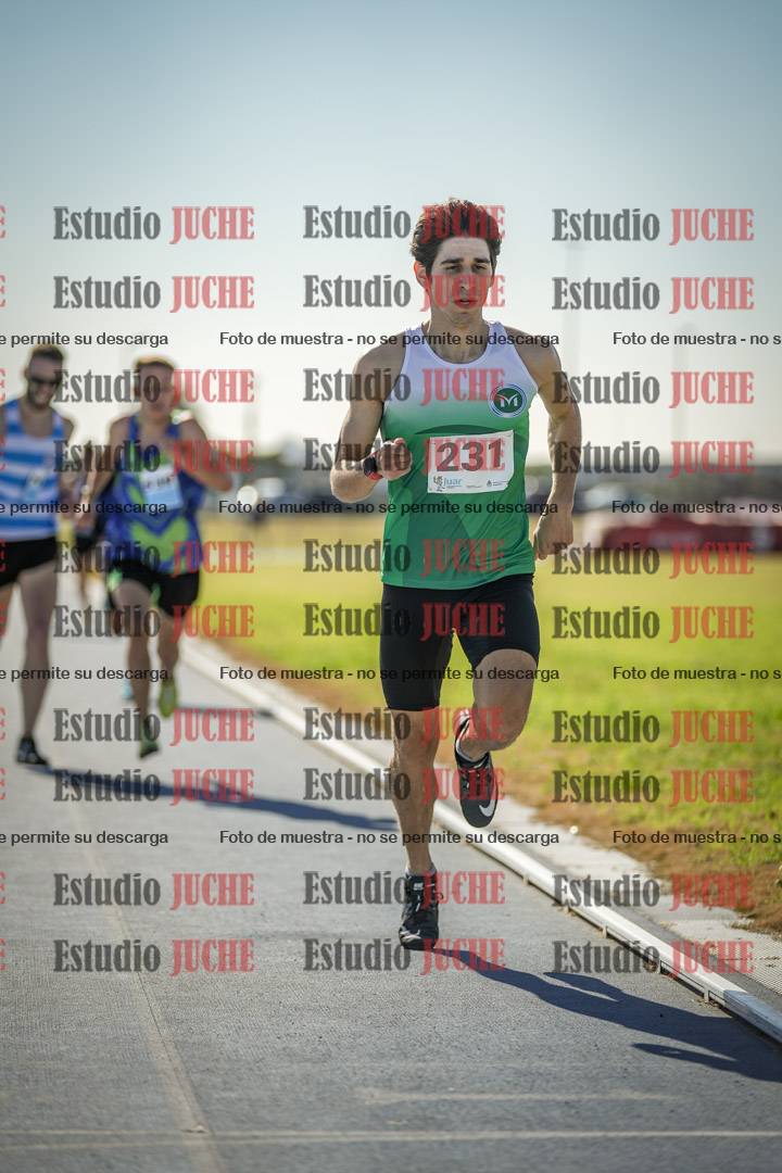 Fotos de los 1000 m llanos de varones