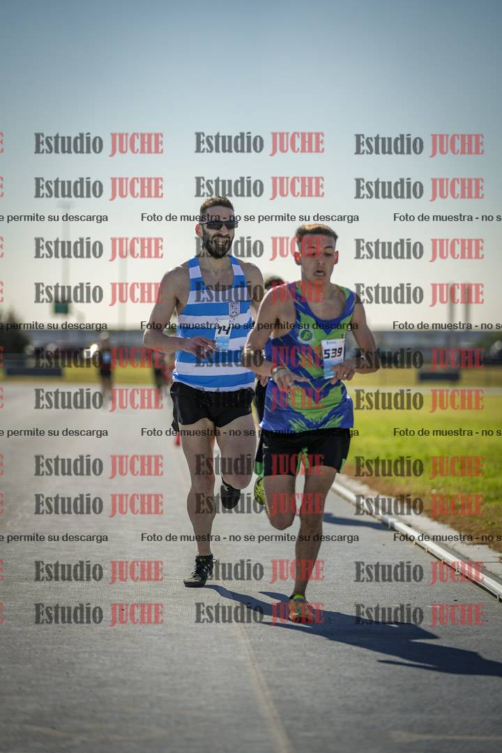 Fotos de los 1000 m llanos de varones
