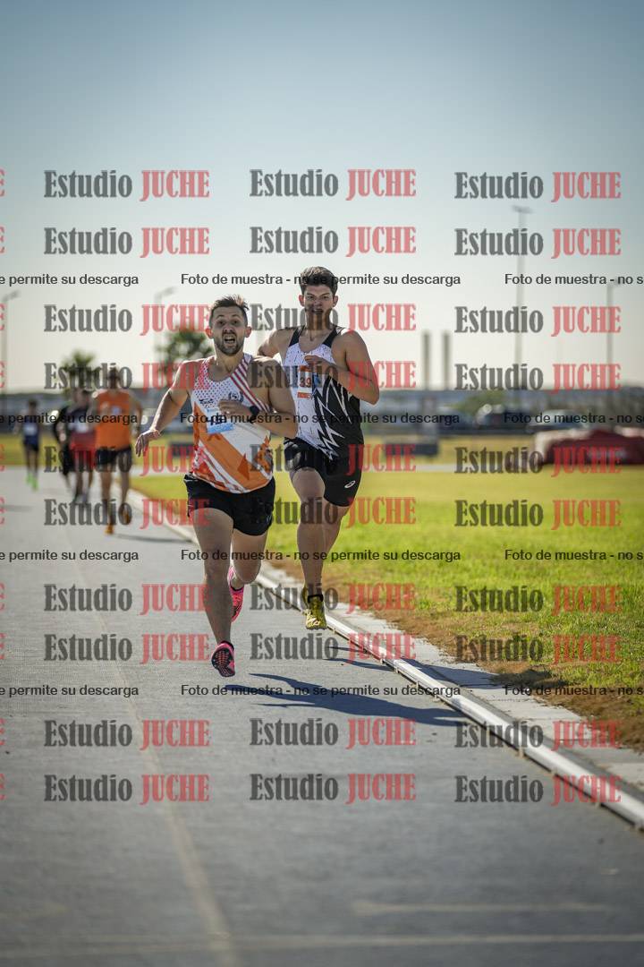 Fotos de los 1000 m llanos de varones