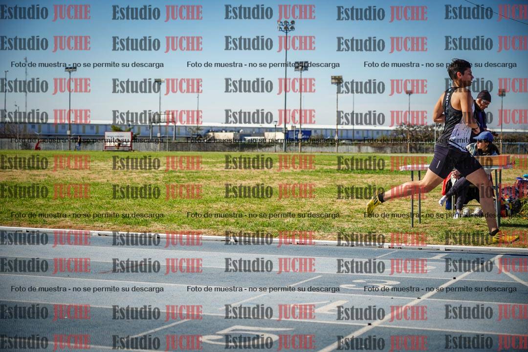 Fotos de los 1000 m llanos de varones
