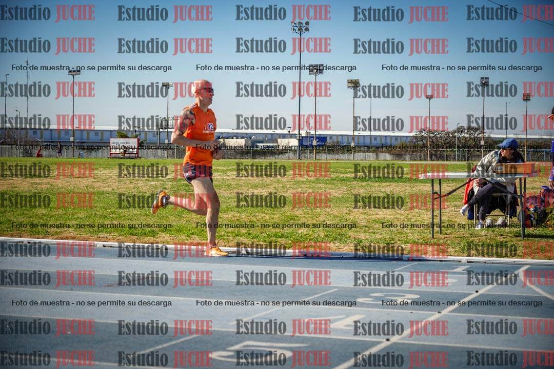 Fotos de los 1000 m llanos de varones