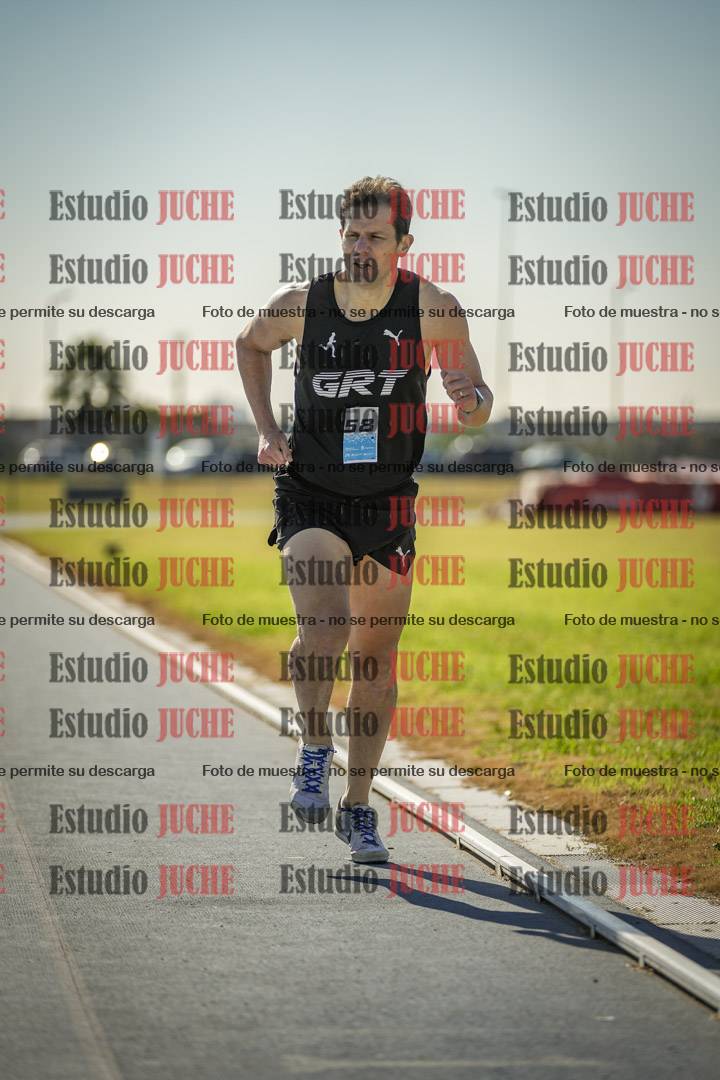 Fotos de los 1000 m llanos de varones