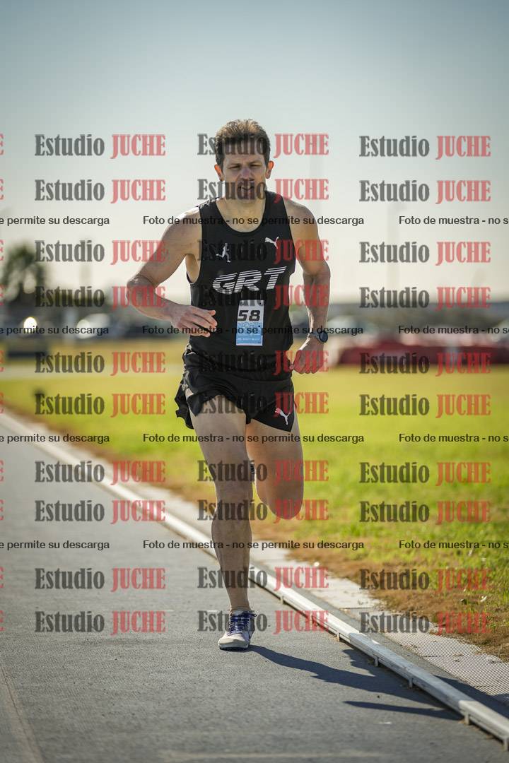 Fotos de los 1000 m llanos de varones