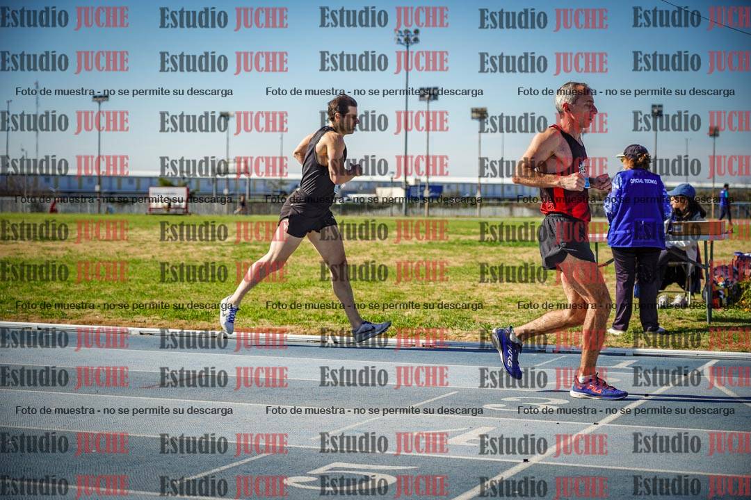 Fotos de los 1000 m llanos de varones