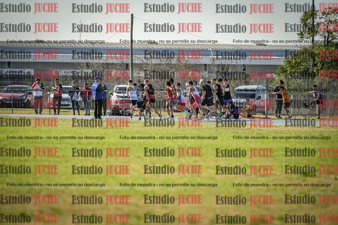 Fotos de los 1000 m llanos de varones