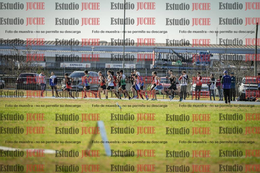 Fotos de los 1000 m llanos de varones