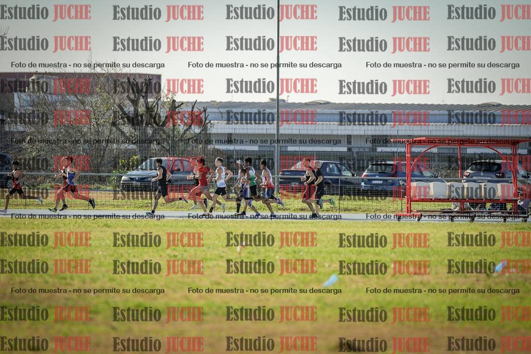 Fotos de los 1000 m llanos de varones