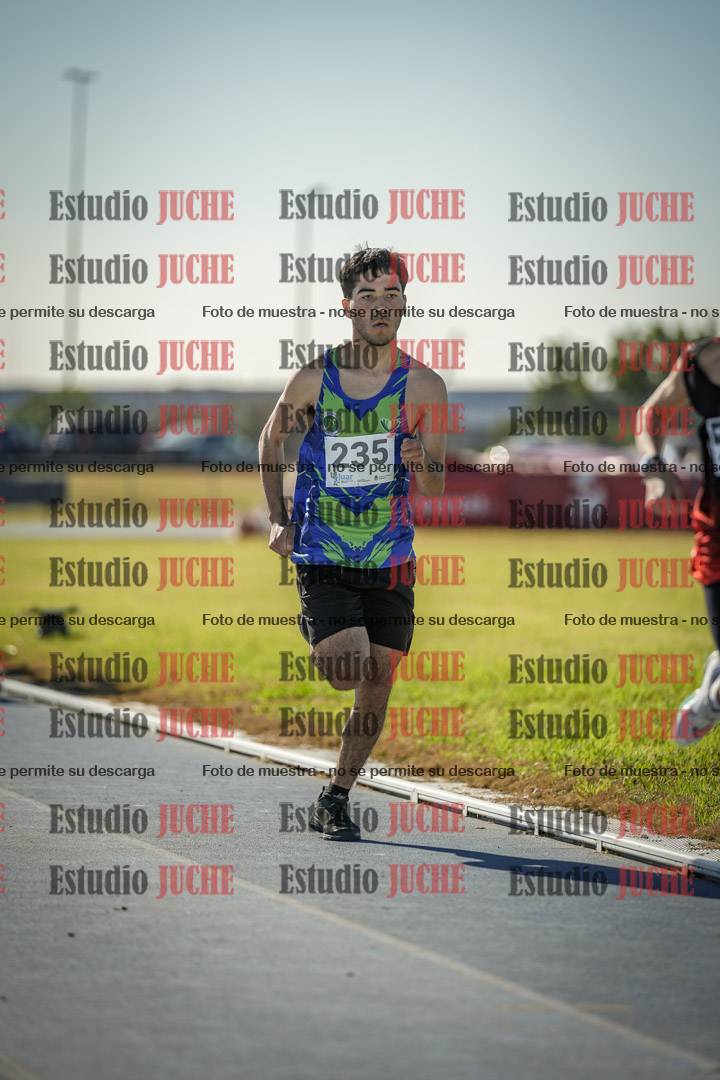 Fotos de los 1000 m llanos de varones
