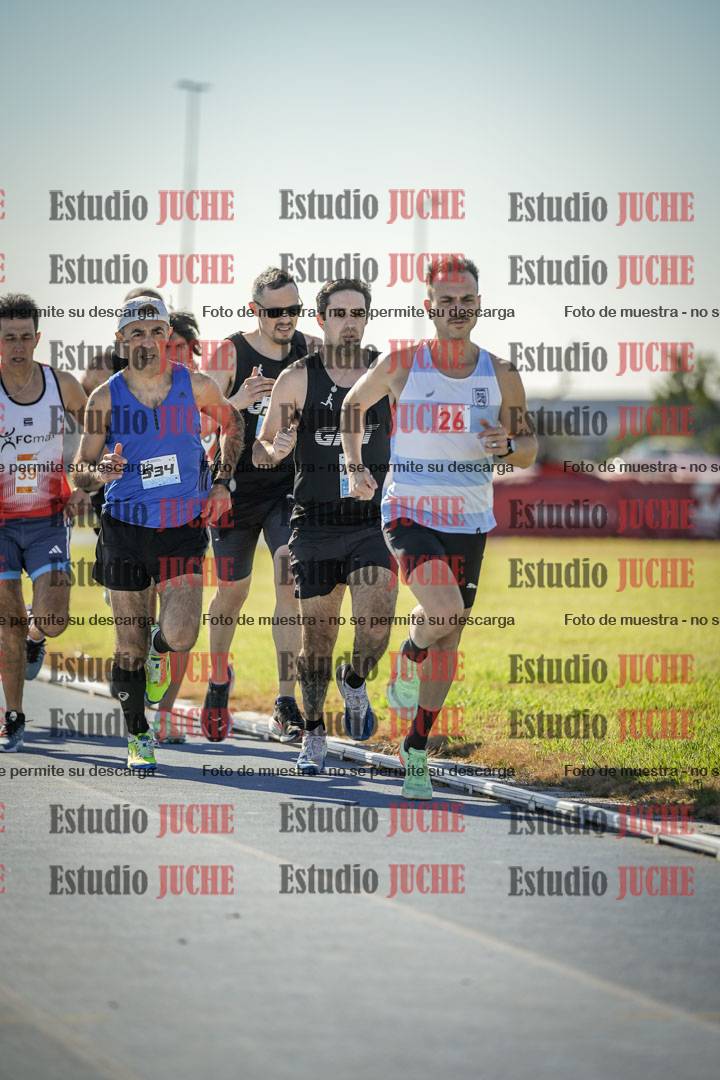Fotos de los 1000 m llanos de varones
