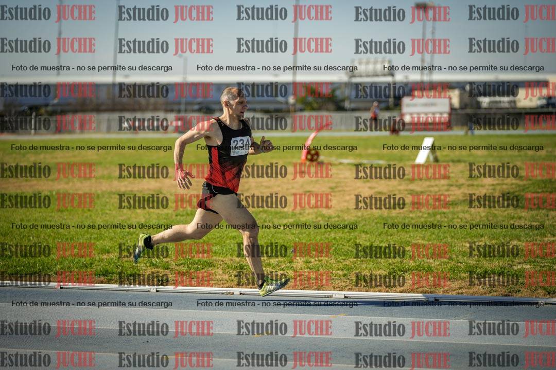 Fotos de los 1000 m llanos de varones
