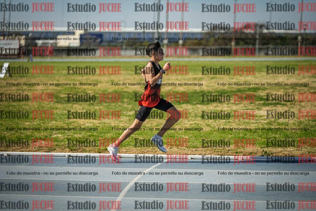 Fotos de los 1000 m llanos de varones