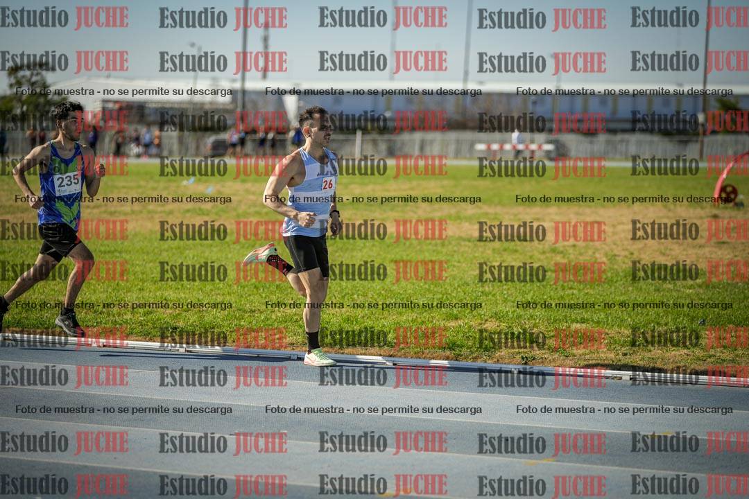 Fotos de los 1000 m llanos de varones