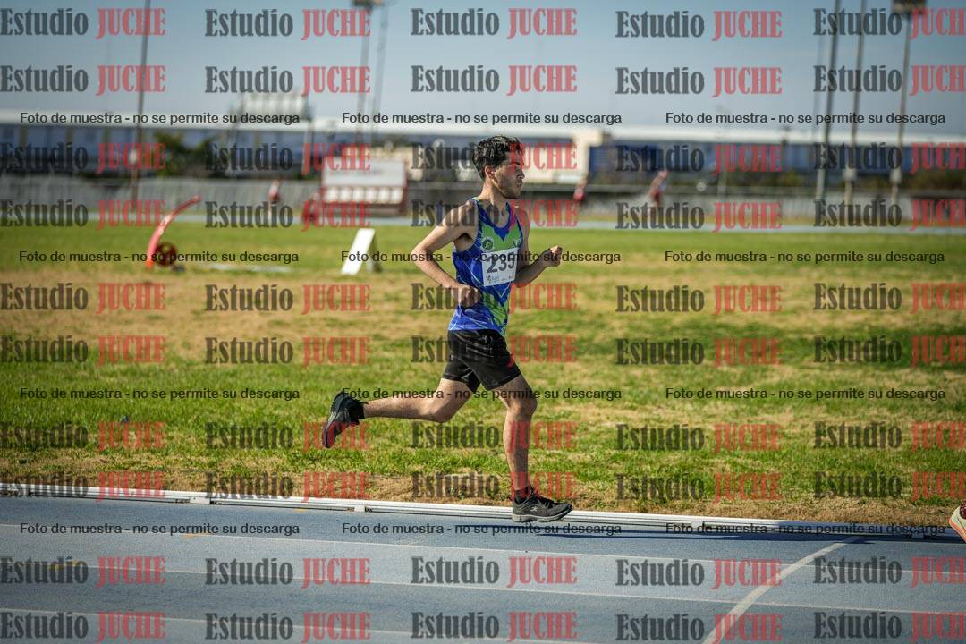 Fotos de los 1000 m llanos de varones