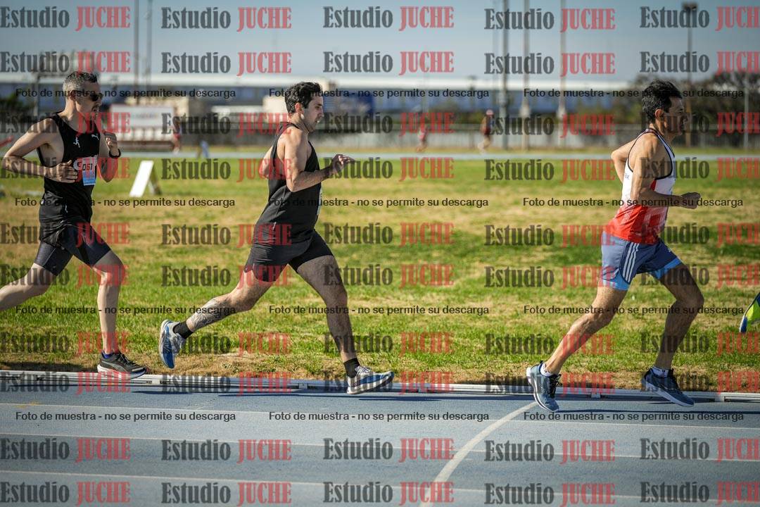 Fotos de los 1000 m llanos de varones