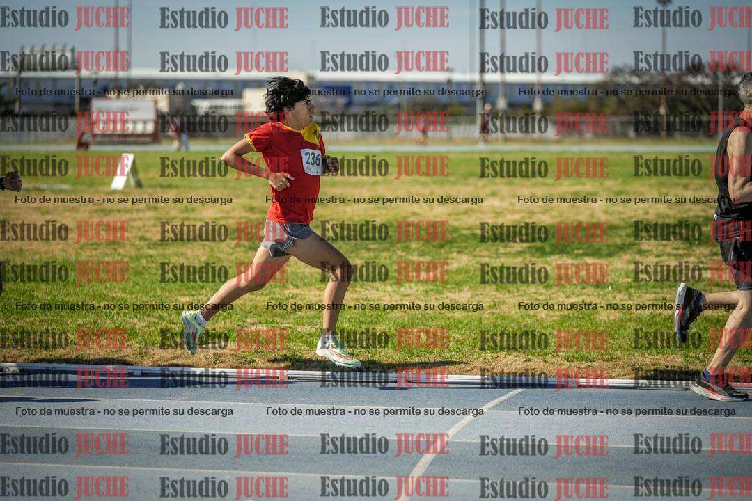 Fotos de los 1000 m llanos de varones